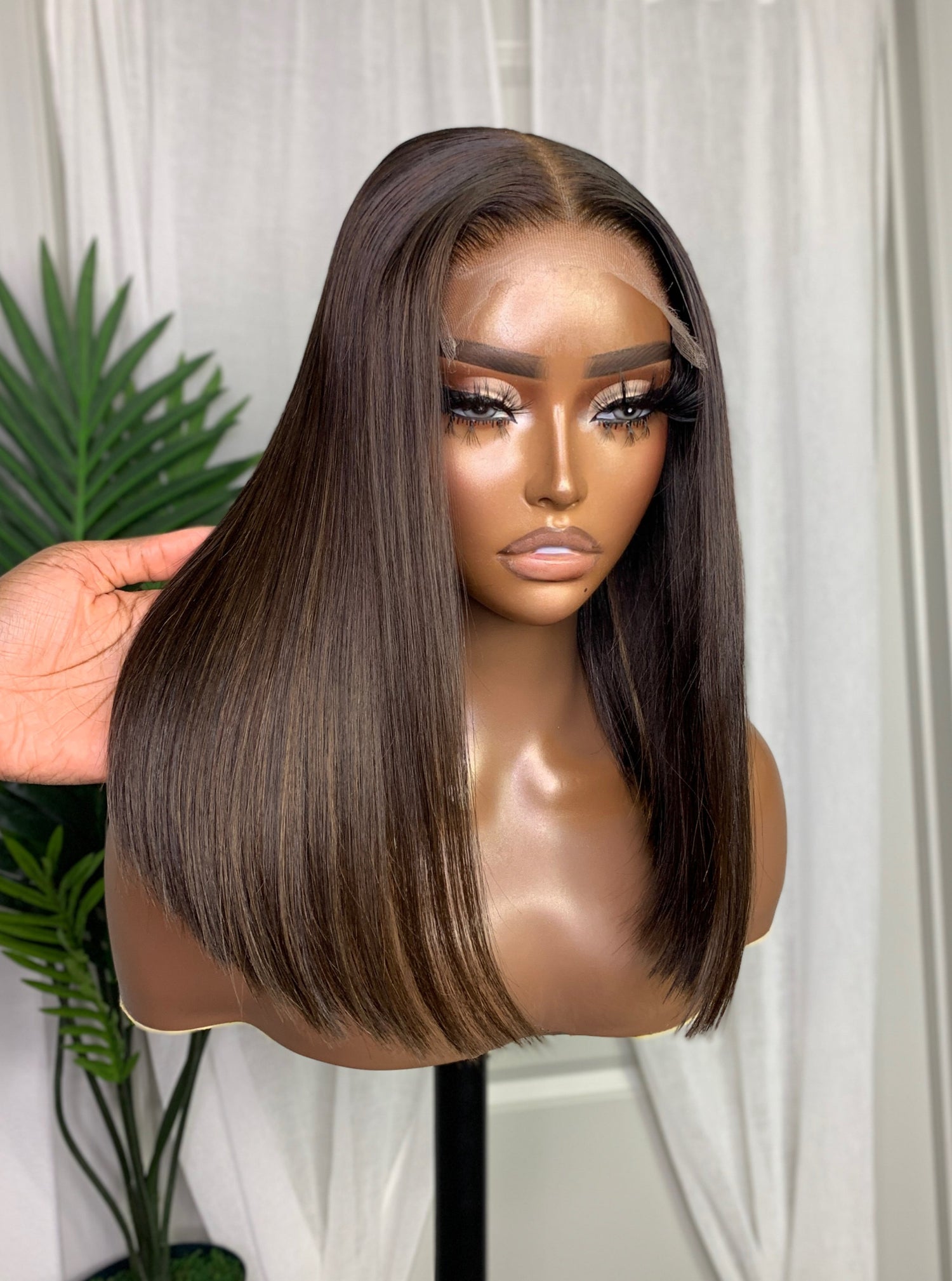 12 Halle Silk Top Wig Medium Blonde